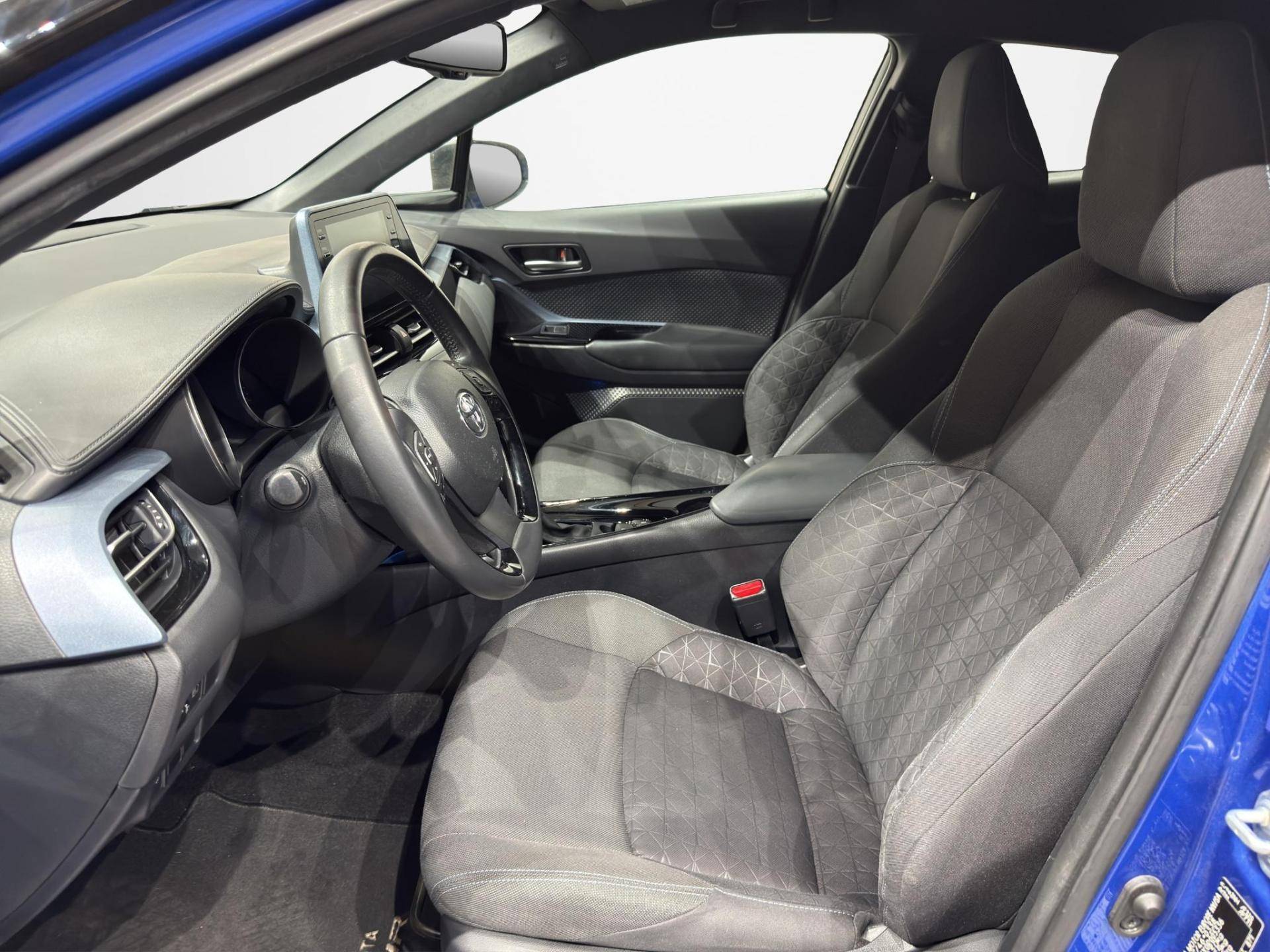 Auto Venduta - TOYOTA C-HR C-HR 2.0h Trend e-cvt usata in pronta consegna - Brandini