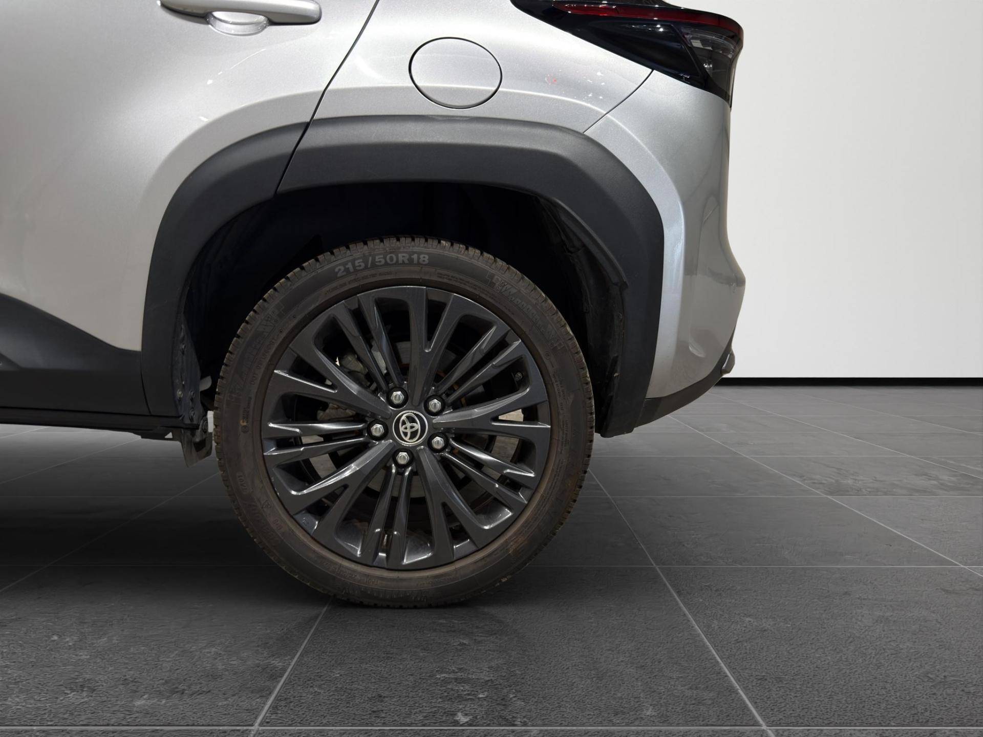 TOYOTA Yaris Cross Yaris Cross 1.5h Adventure fwd 116cv e-cvt usata in pronta consegna - Brandini