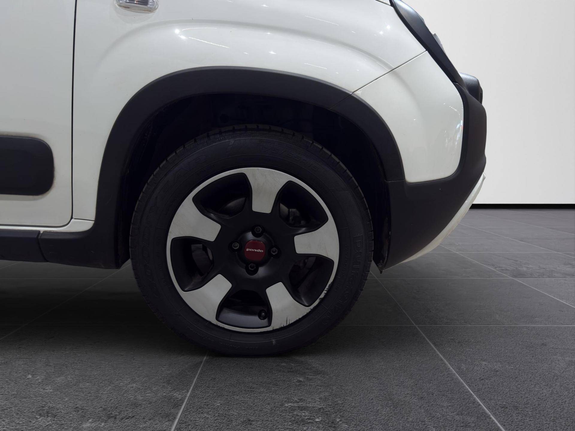 FIAT Panda Panda 1.0 firefly hybrid Cross s&s 70cv 5p.ti usata in pronta consegna - Brandini