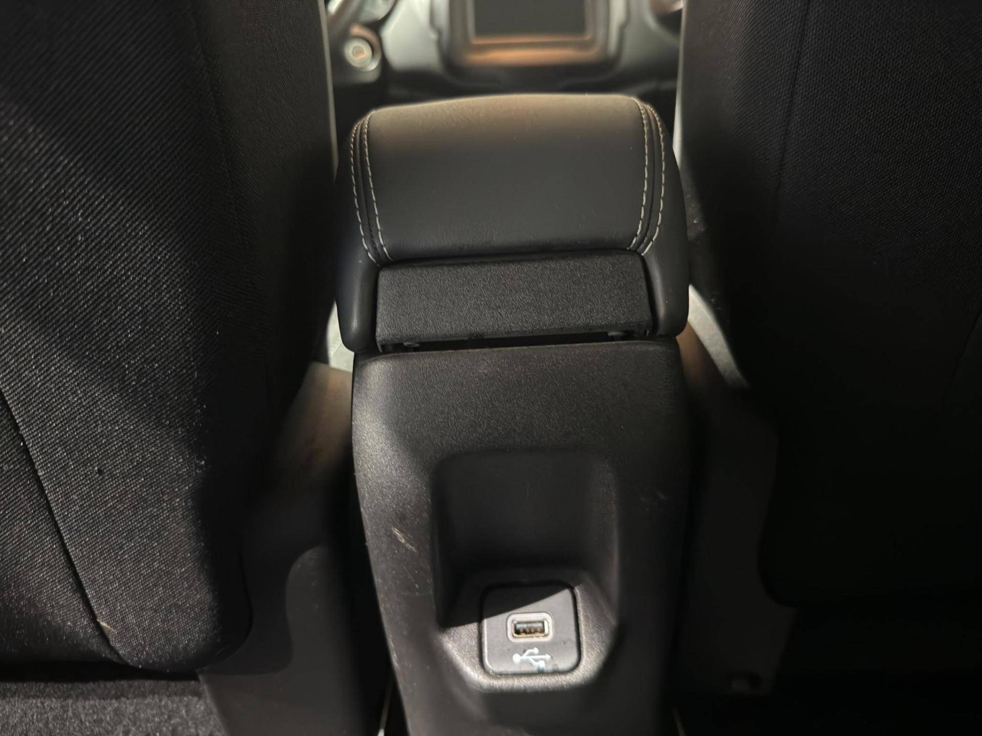 Auto Venduta - JEEP Renegade Renegade 1.0 t3 Limited 2wd usata in pronta consegna - Brandini