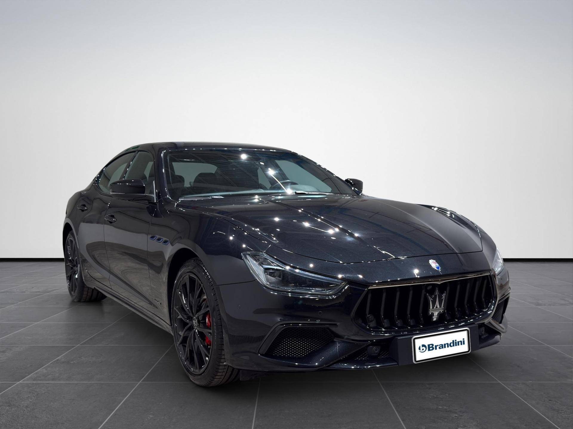 MASERATI Ghibli Ghibli 2.0 mhev Gransport 330cv auto usata in pronta consegna - Brandini