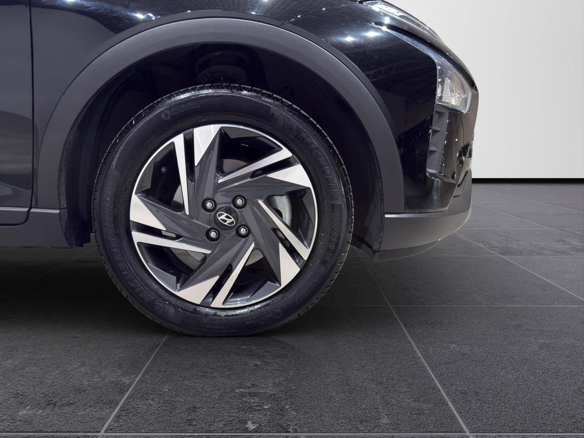 Auto Venduta - FORD Bayon Bayon 1.2 mpi Xline usata in pronta consegna - Brandini