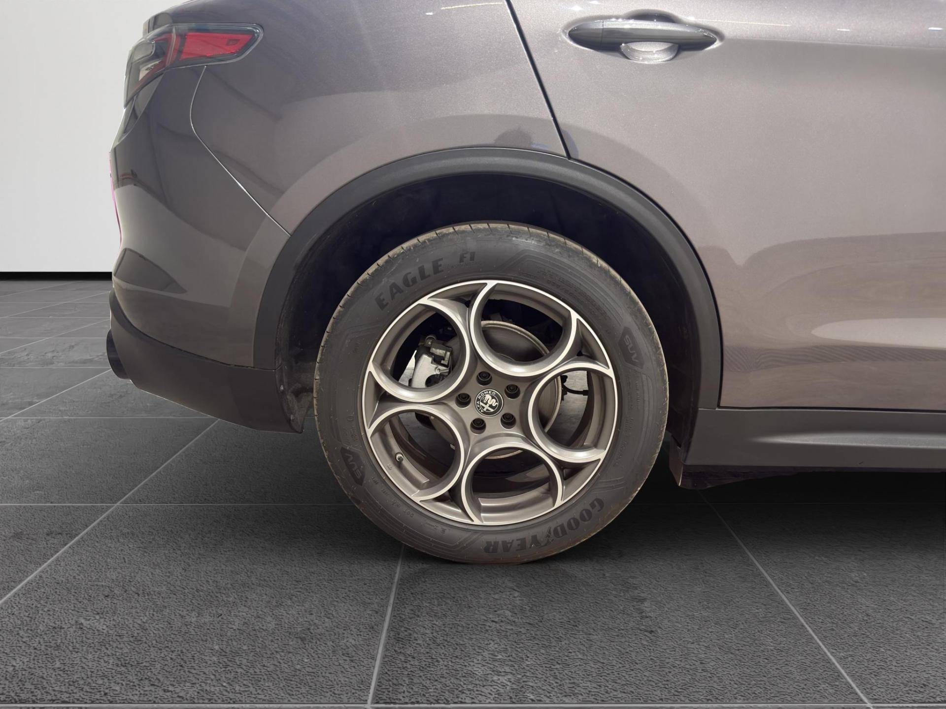 ALFA ROMEO Stelvio Stelvio 2.2 t Sprint Q4 210cv auto usata in pronta consegna - Brandini