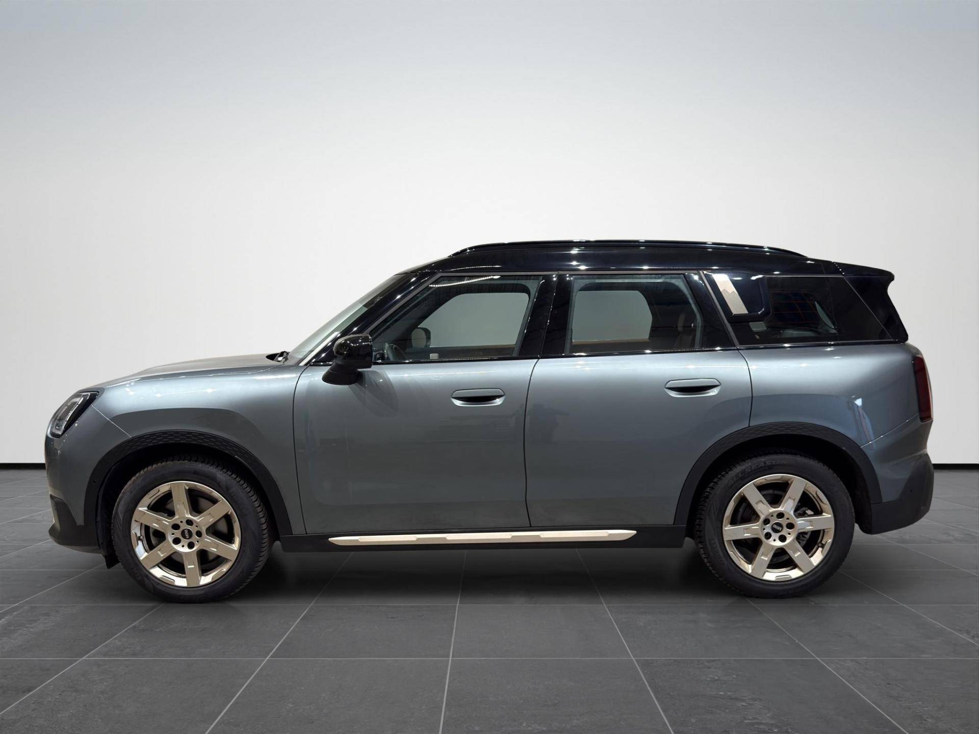 Auto Venduta - MINI Mini Countryman Mini Countryman 1.5 48V C Favoured auto usata in pronta consegna - Brandini
