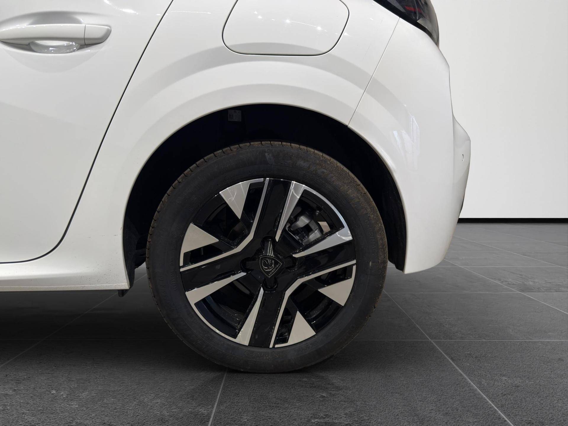 PEUGEOT 208 208 1.2 hybrid Allure 145cv e-dcs 6 usata in pronta consegna - Brandini