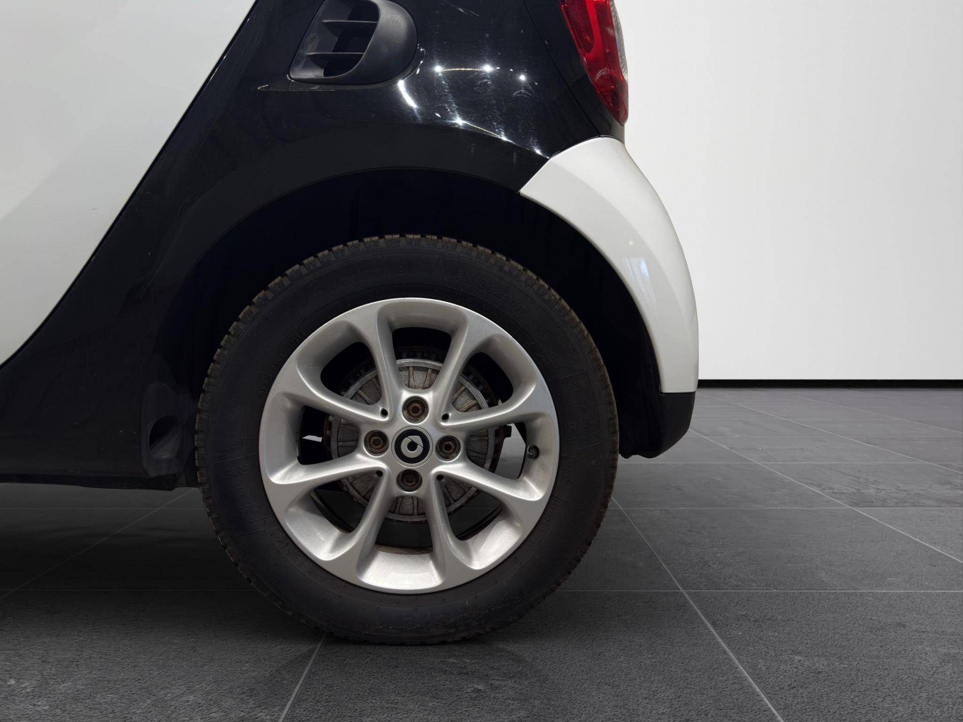 Auto Venduta - SMART Forfour Forfour 1.0 Passion 71cv twinamic my18 usata in pronta consegna - Brandini