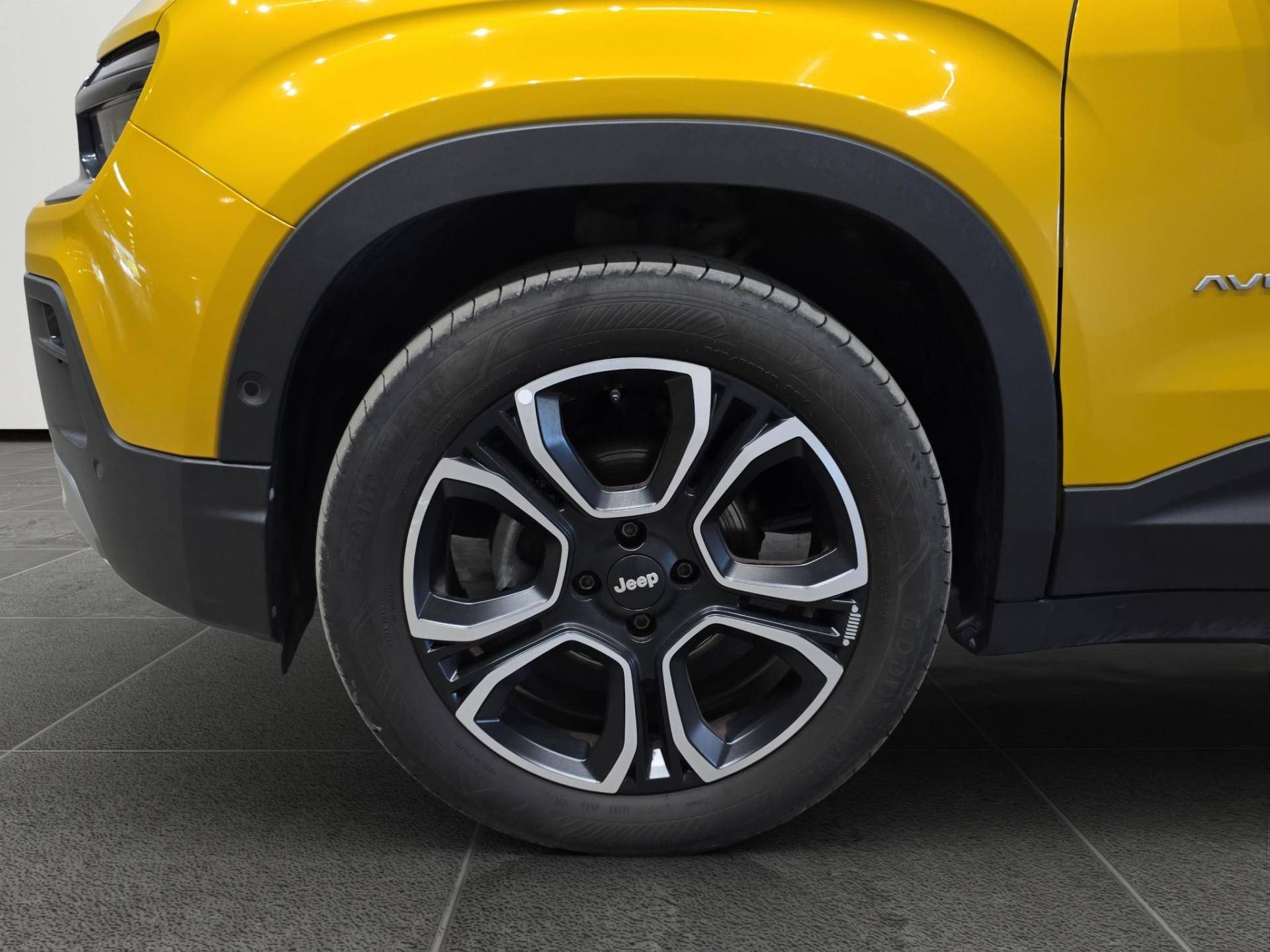 JEEP Avenger Avenger 1.2 turbo Summit fwd 100cv usata in pronta consegna - Brandini