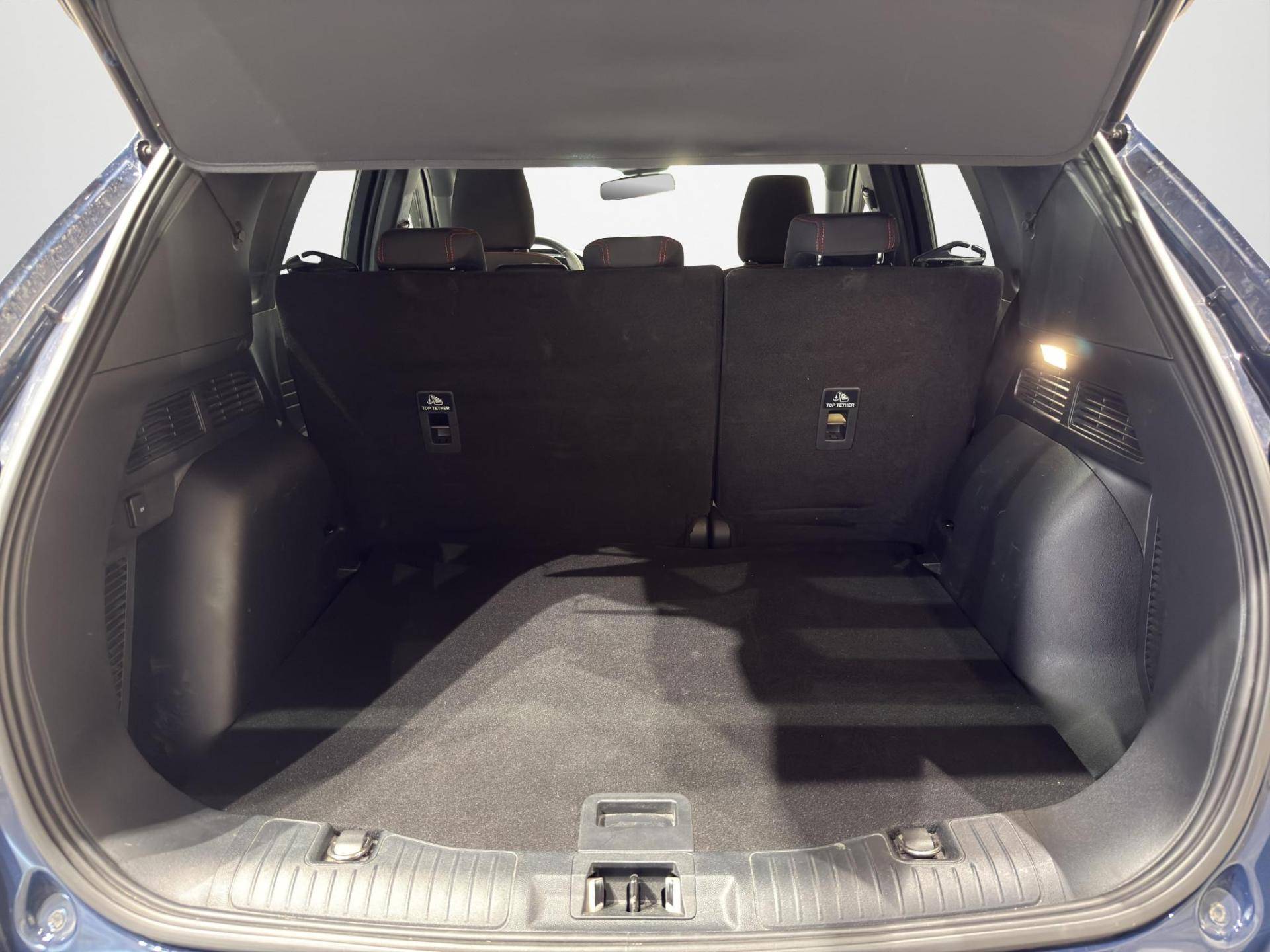 FORD Kuga Kuga 2.5 full hybrid ST-line 2wd 190cv e-shifter usata in pronta consegna - Brandini