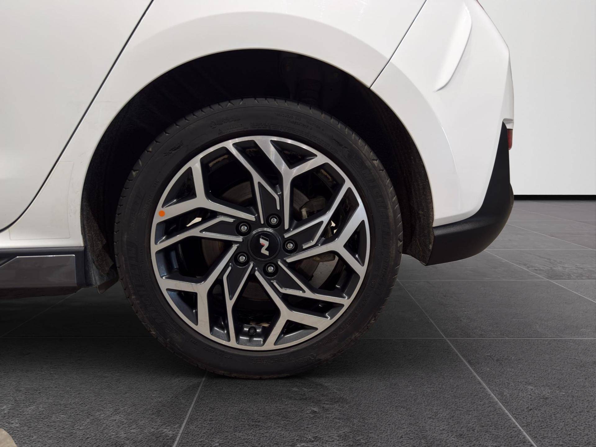 HYUNDAI i30 2024 5p i30 1.0 t-gdi 48V NLine 100cv dct usata in pronta consegna - Brandini