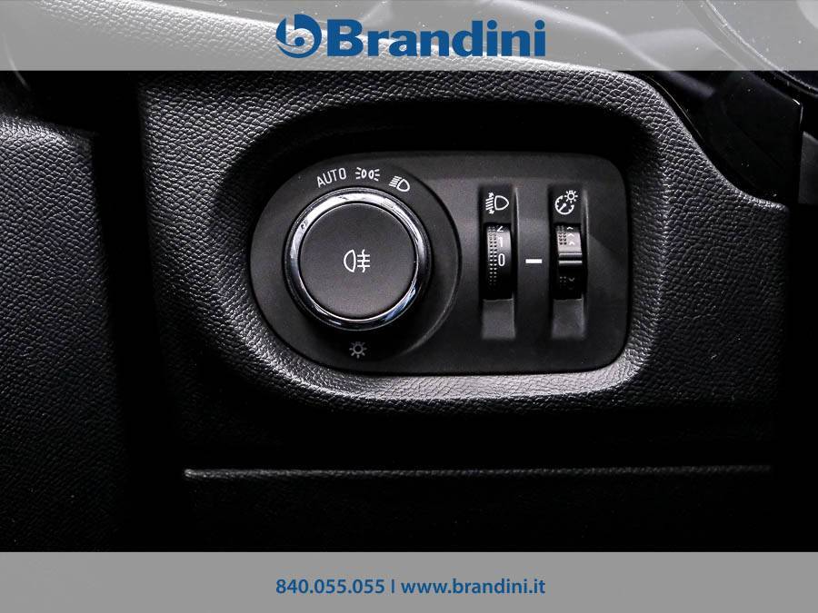 OPEL Corsa - Foto 14