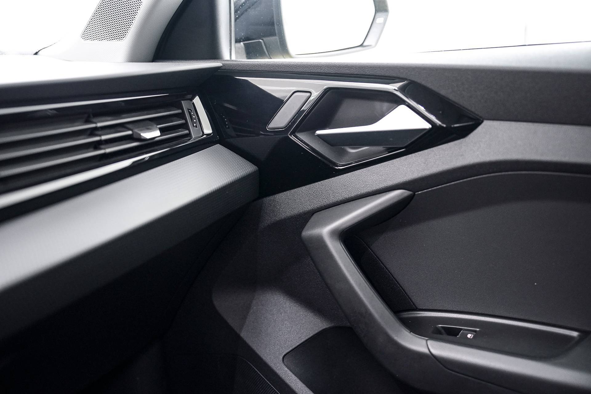 AUDI A1 Citycarver - Foto 18