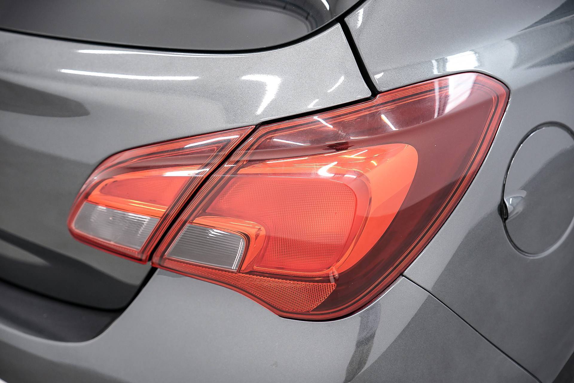 OPEL Corsa - Foto 8