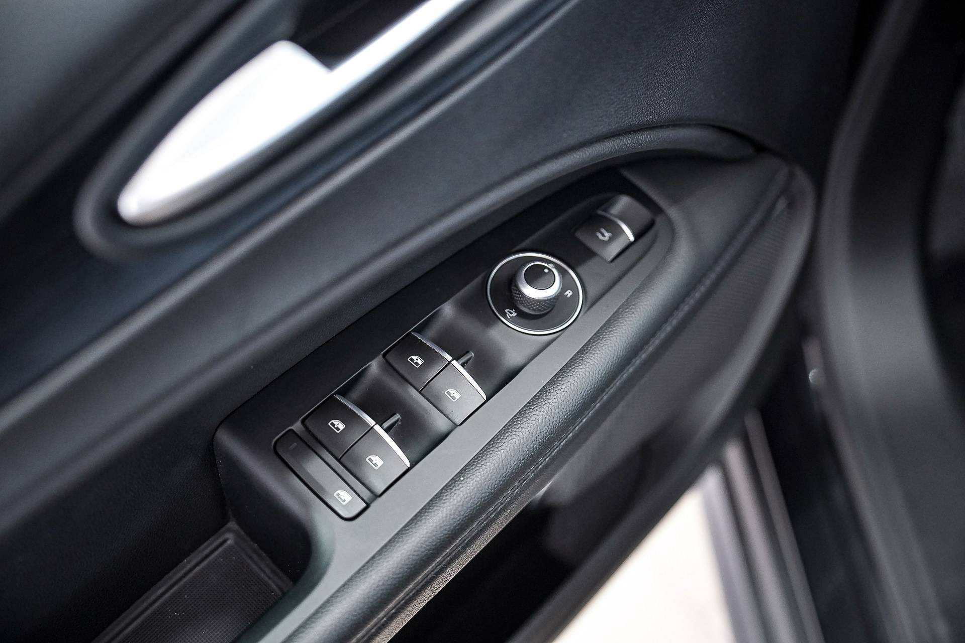 ALFA ROMEO Stelvio - Foto 10