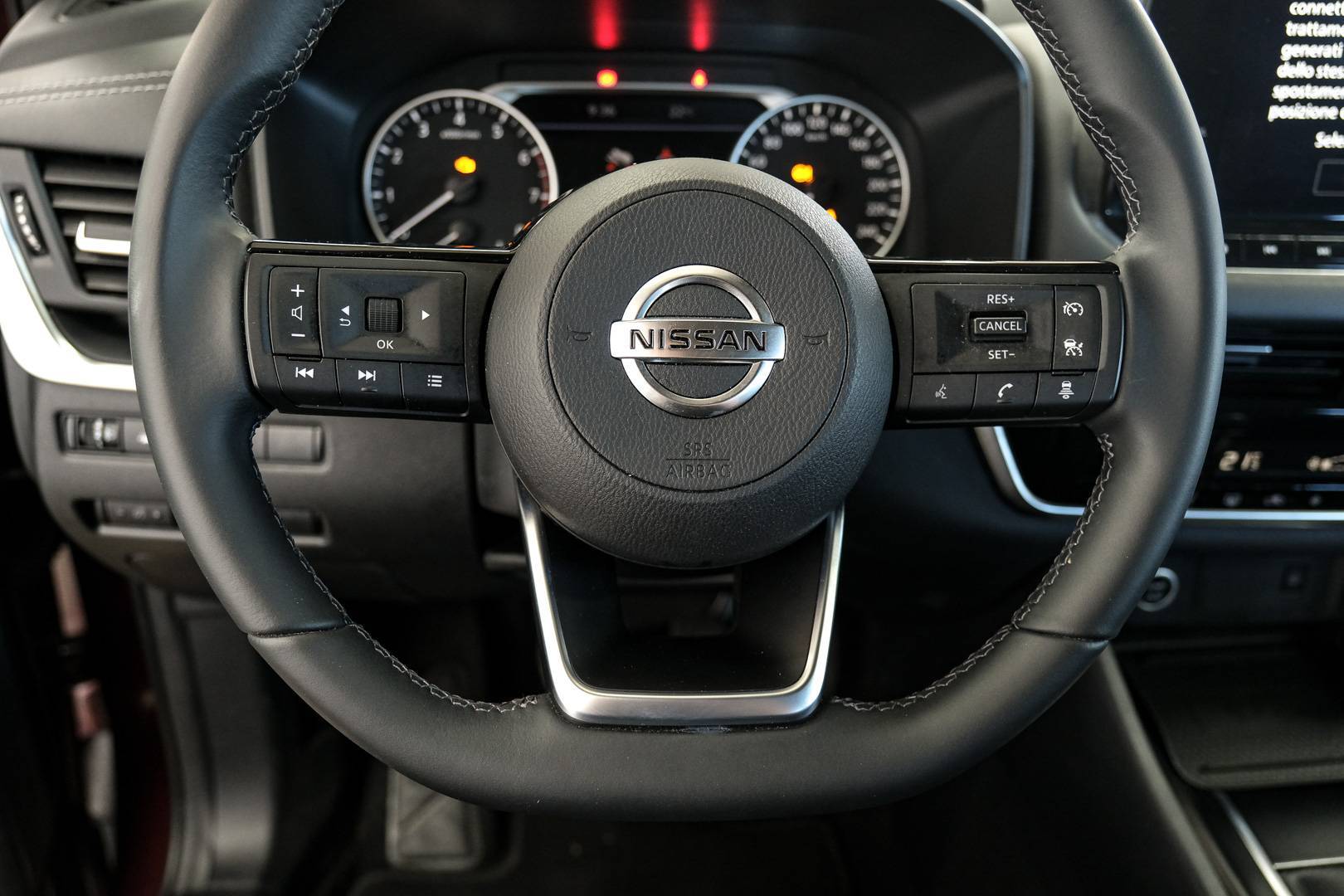 NISSAN Qashqai - Foto 11
