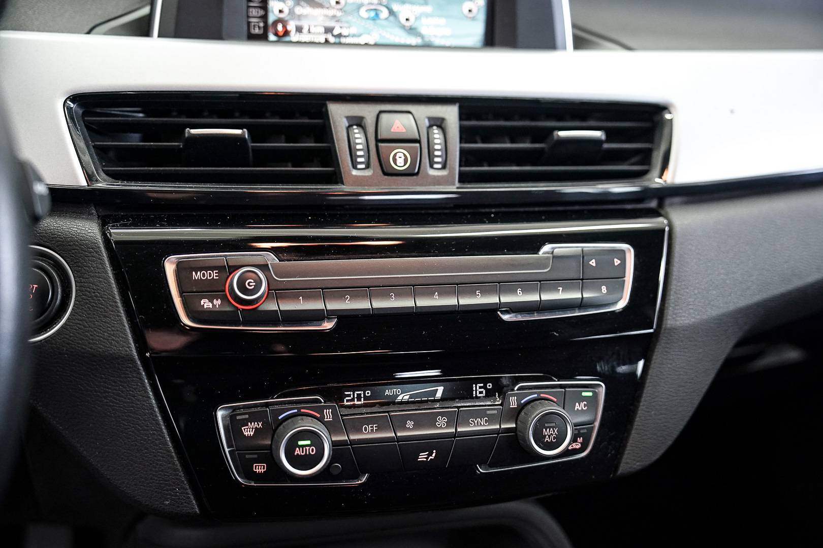 BMW X1 - Foto 16