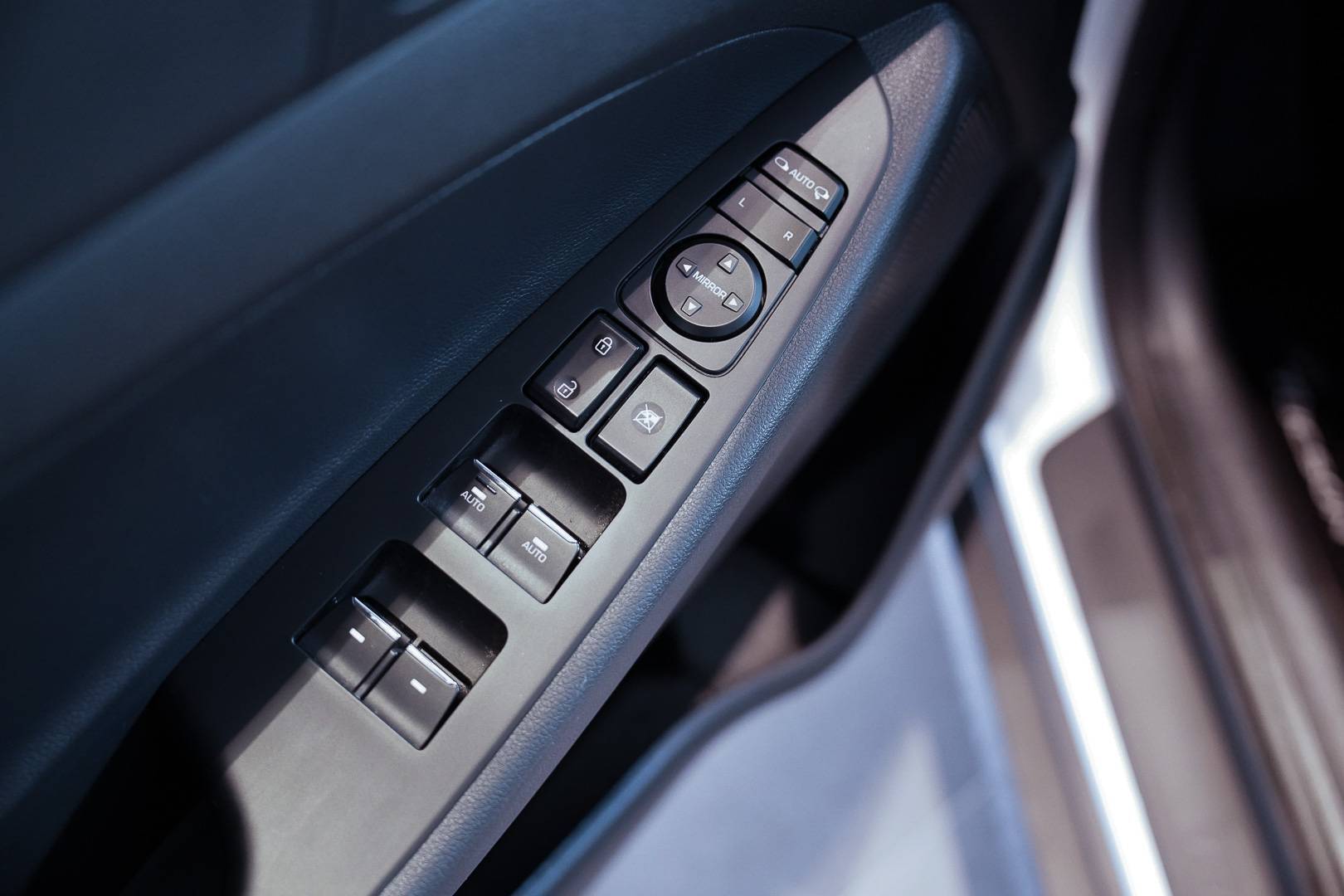 HYUNDAI Tucson - Foto 9