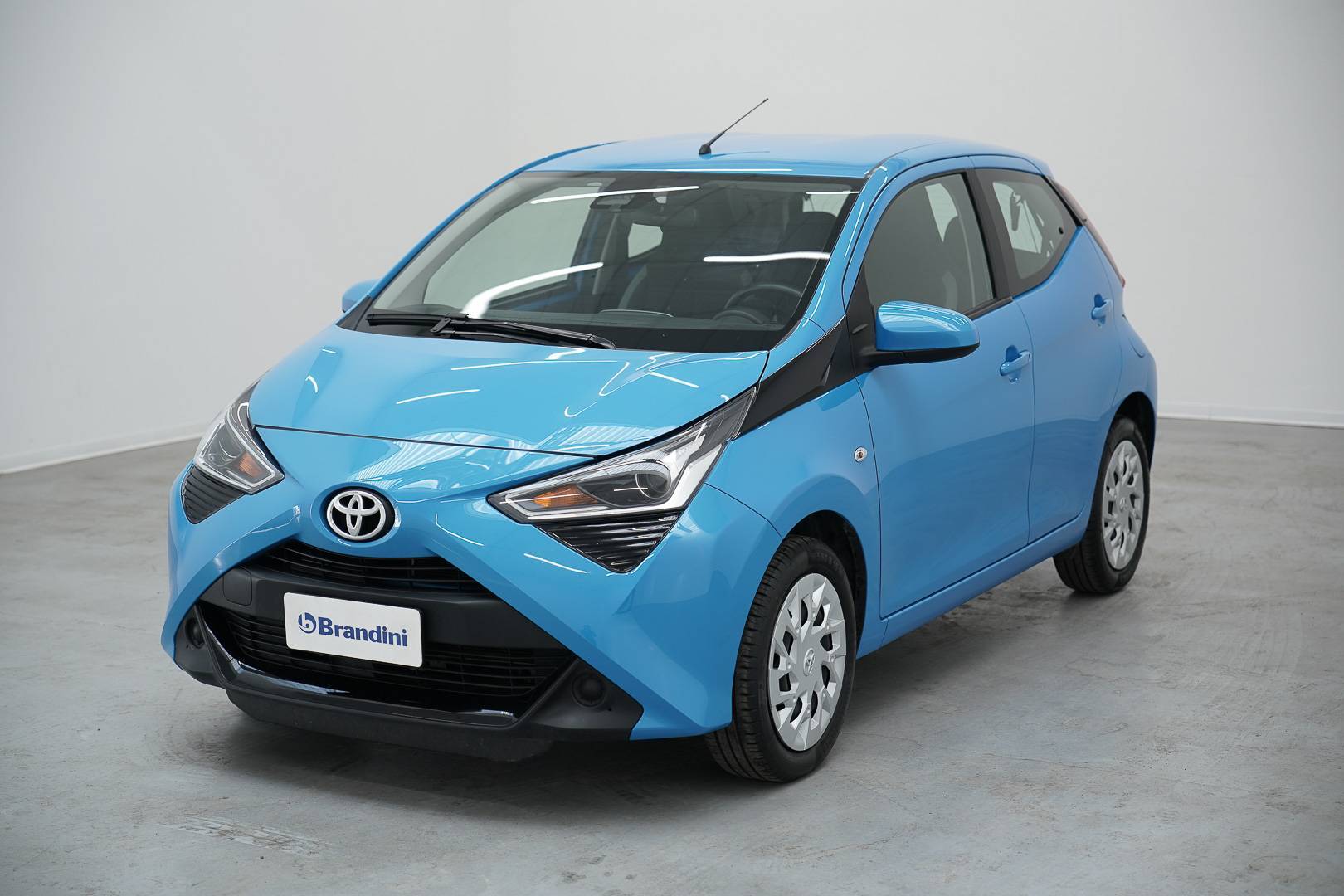 TOYOTA Aygo - Foto 1