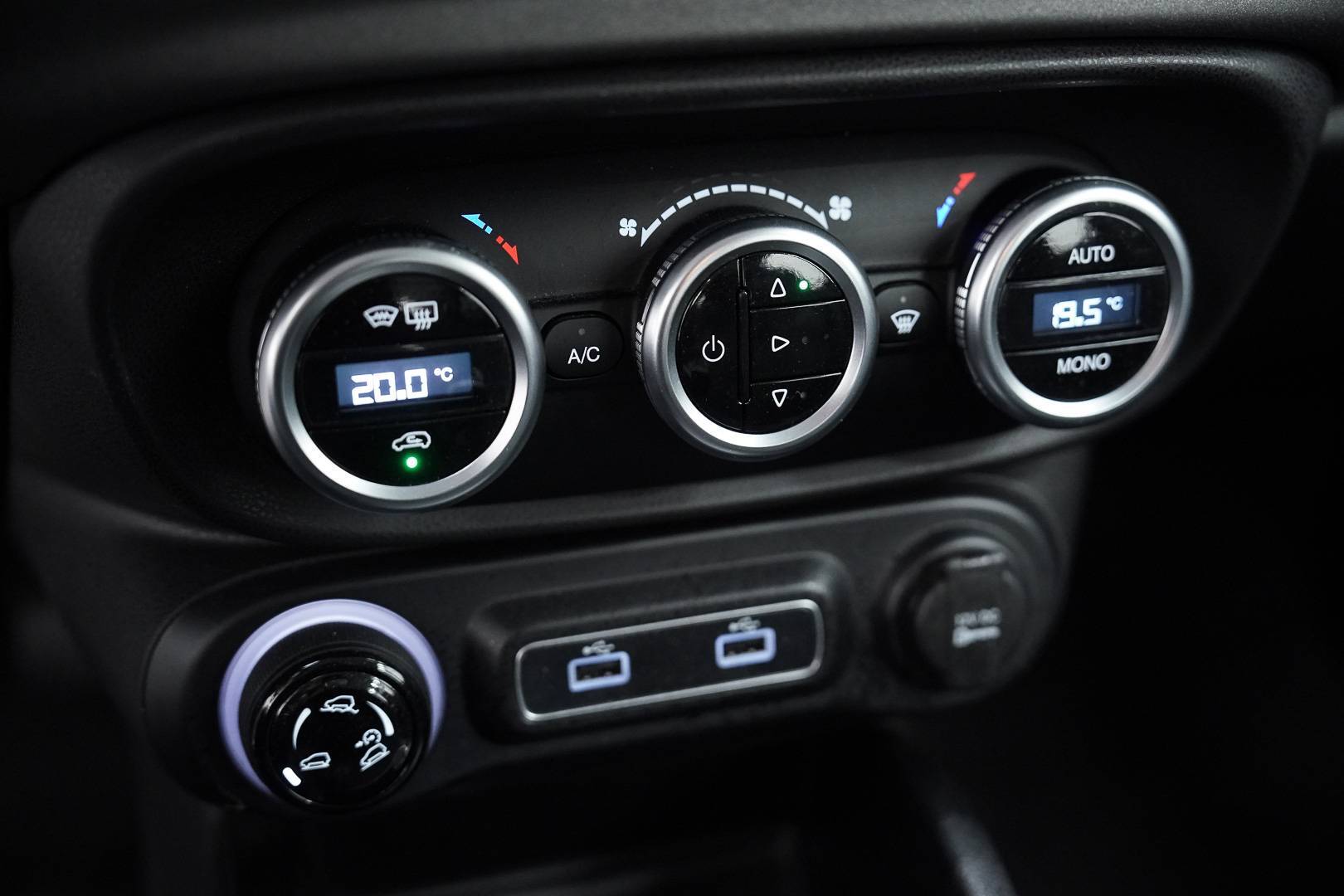 FIAT 500L Cross - Foto 18