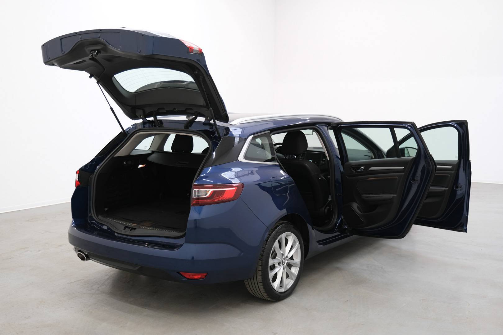 RENAULT Megane - Foto 10
