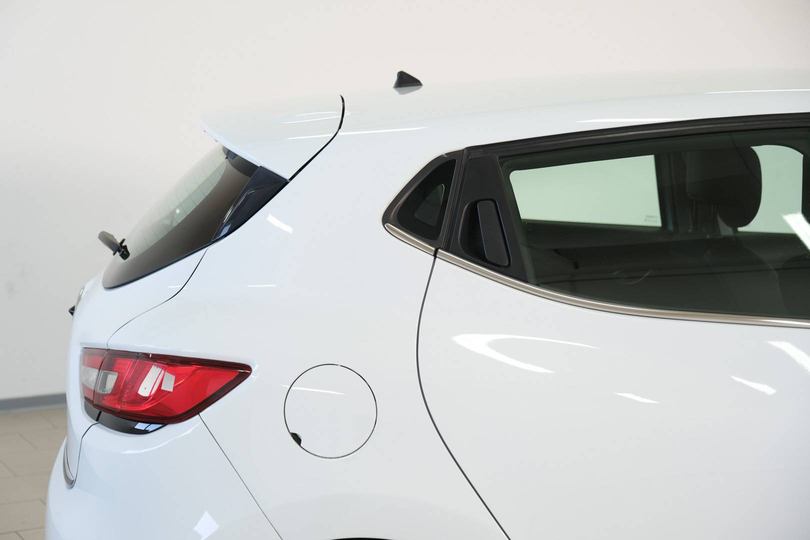 RENAULT Clio - Foto 6