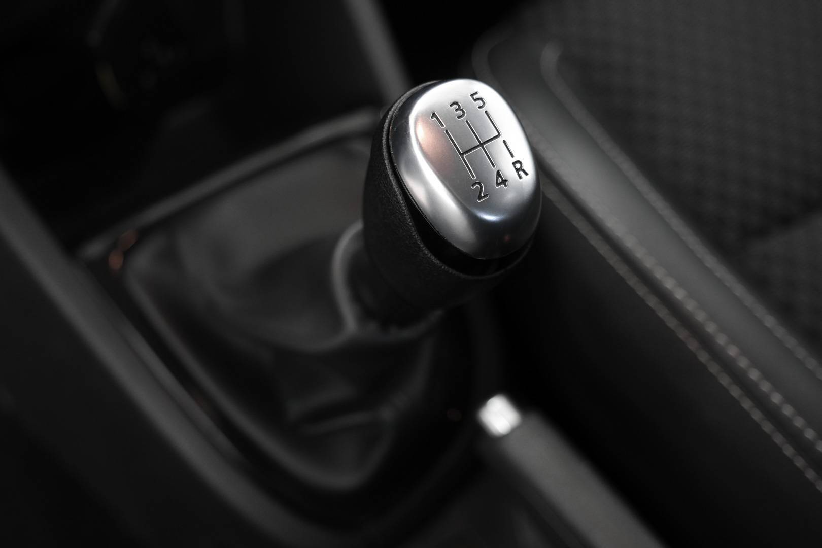 RENAULT Clio - Foto 19