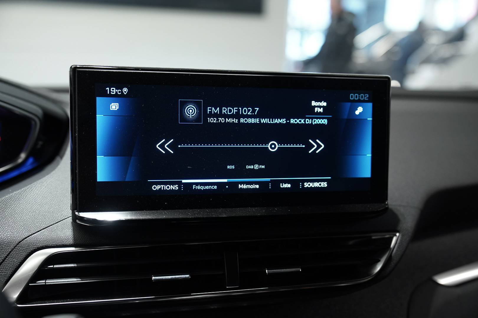 PEUGEOT 3008 - Foto 15