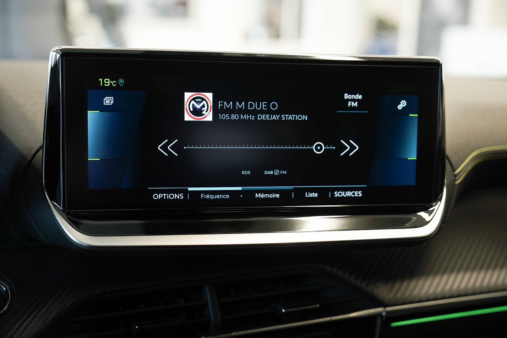 PEUGEOT NUOVO 2008 SUV - Foto 15