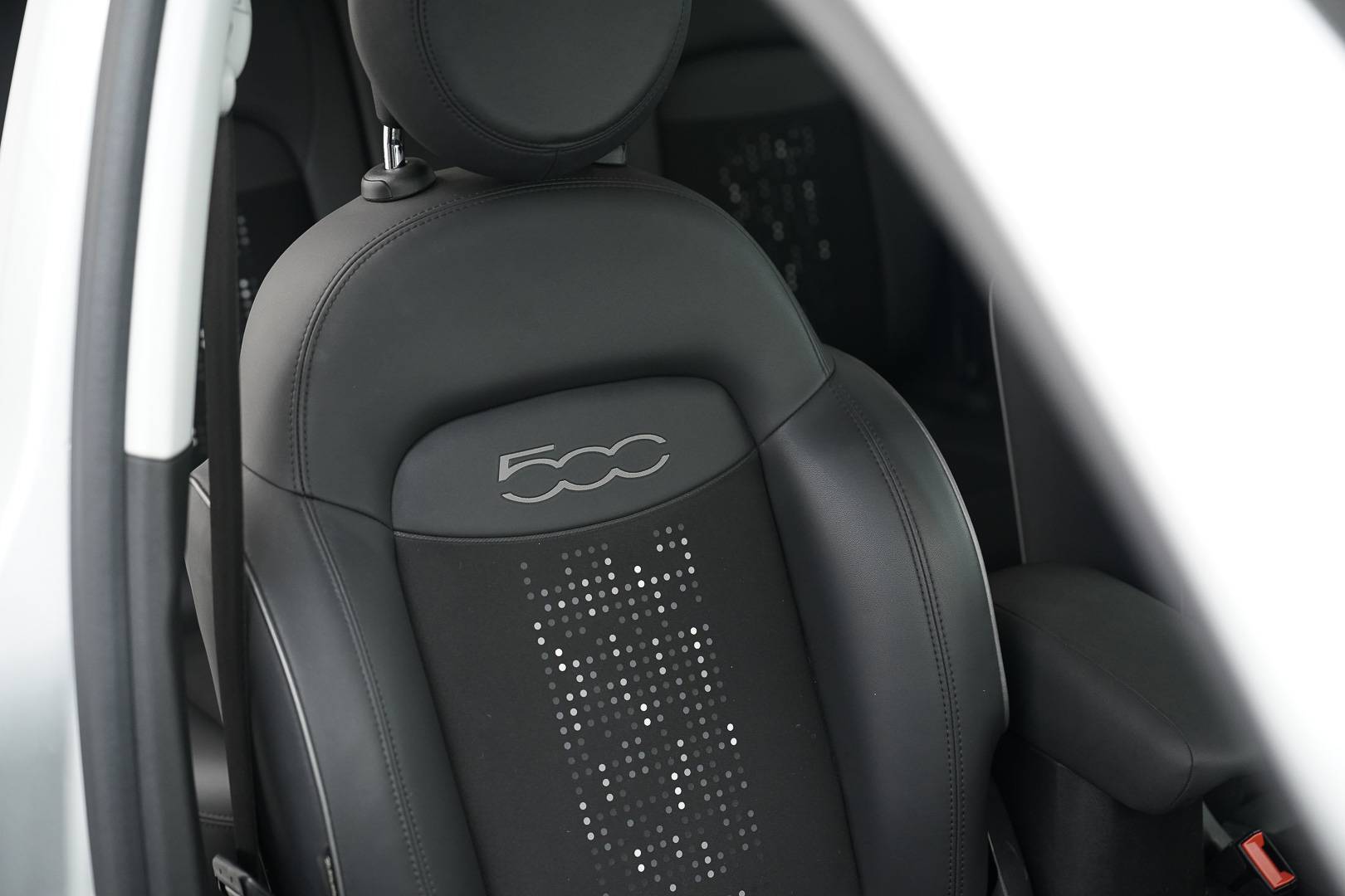 FIAT 500 X - Foto 23