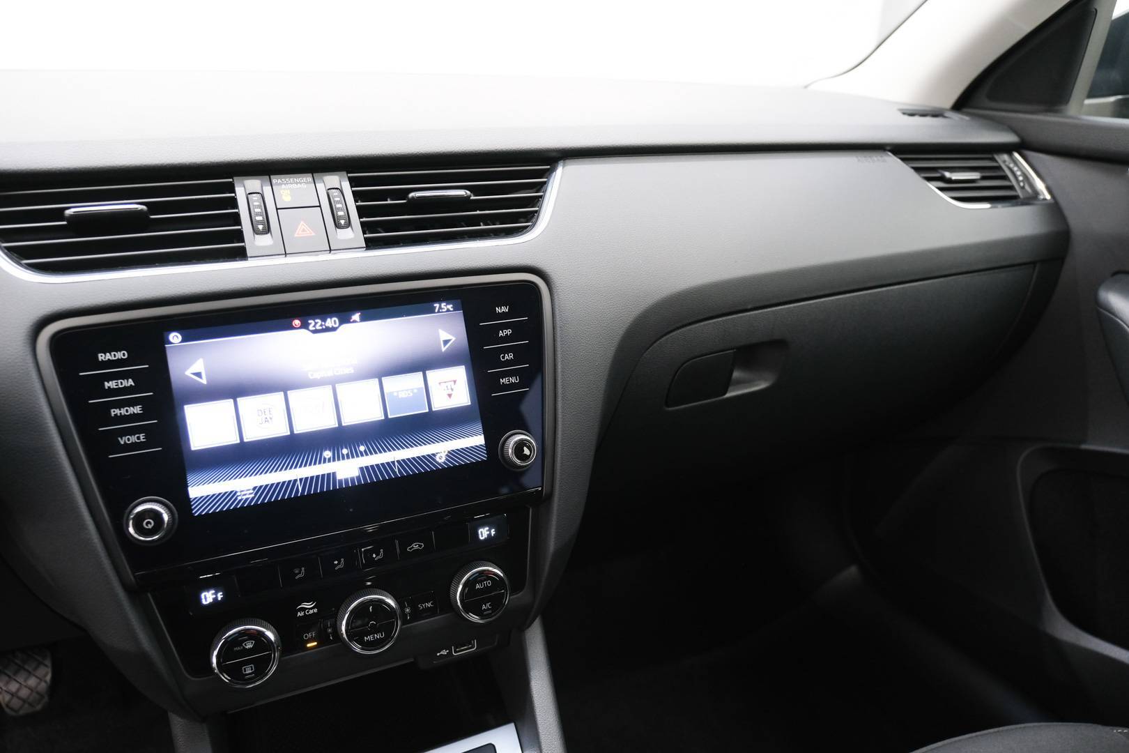 SKODA Octavia - Foto 16