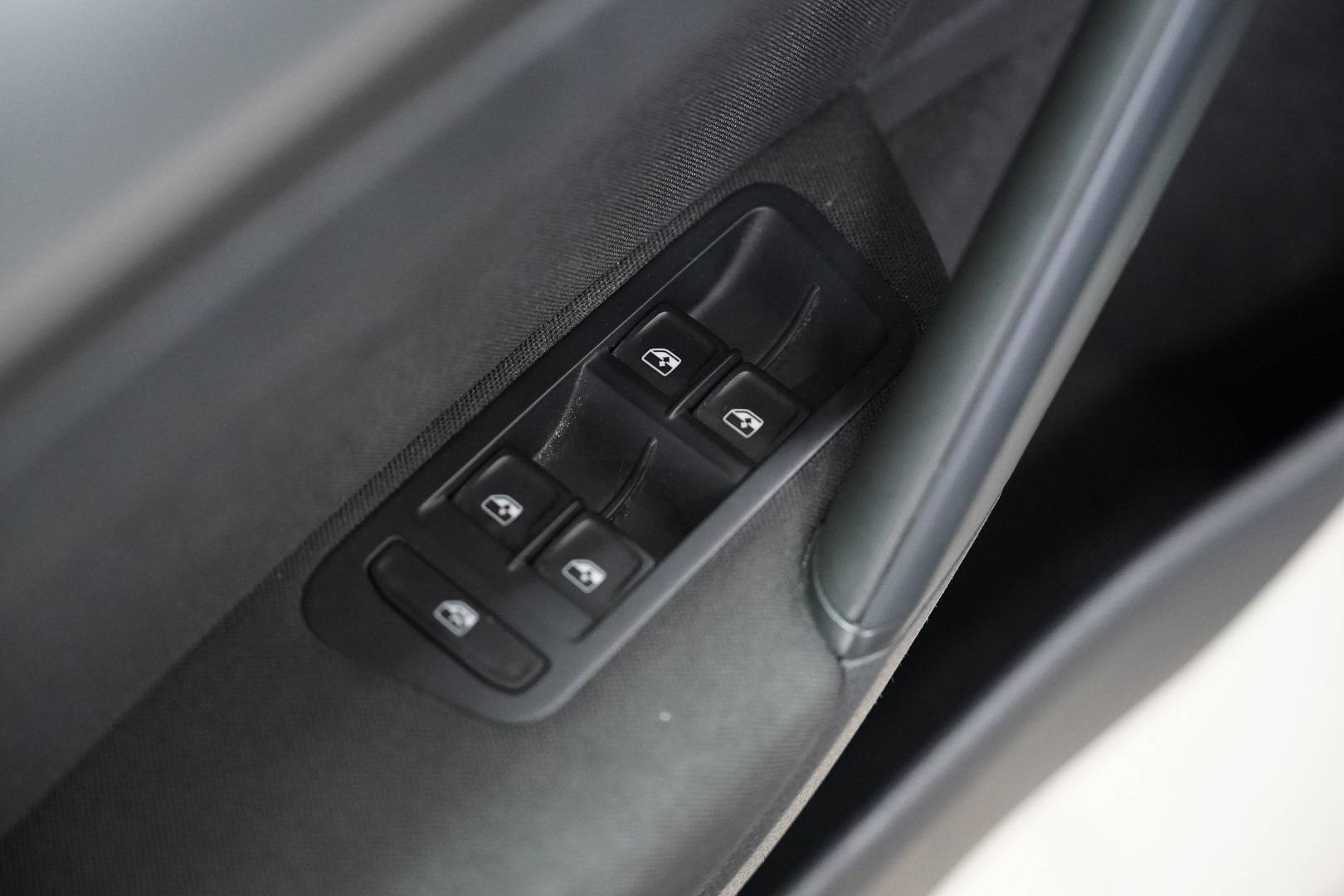 VOLKSWAGEN Golf - Foto 10
