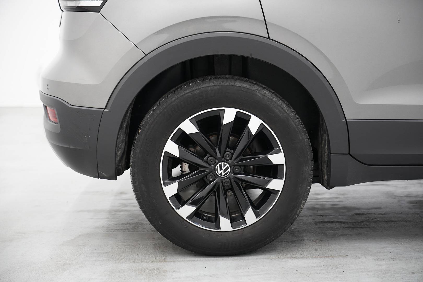 VOLKSWAGEN T-Cross - Foto 6