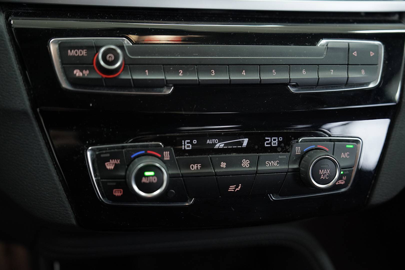 BMW X1 F48 - Foto 16