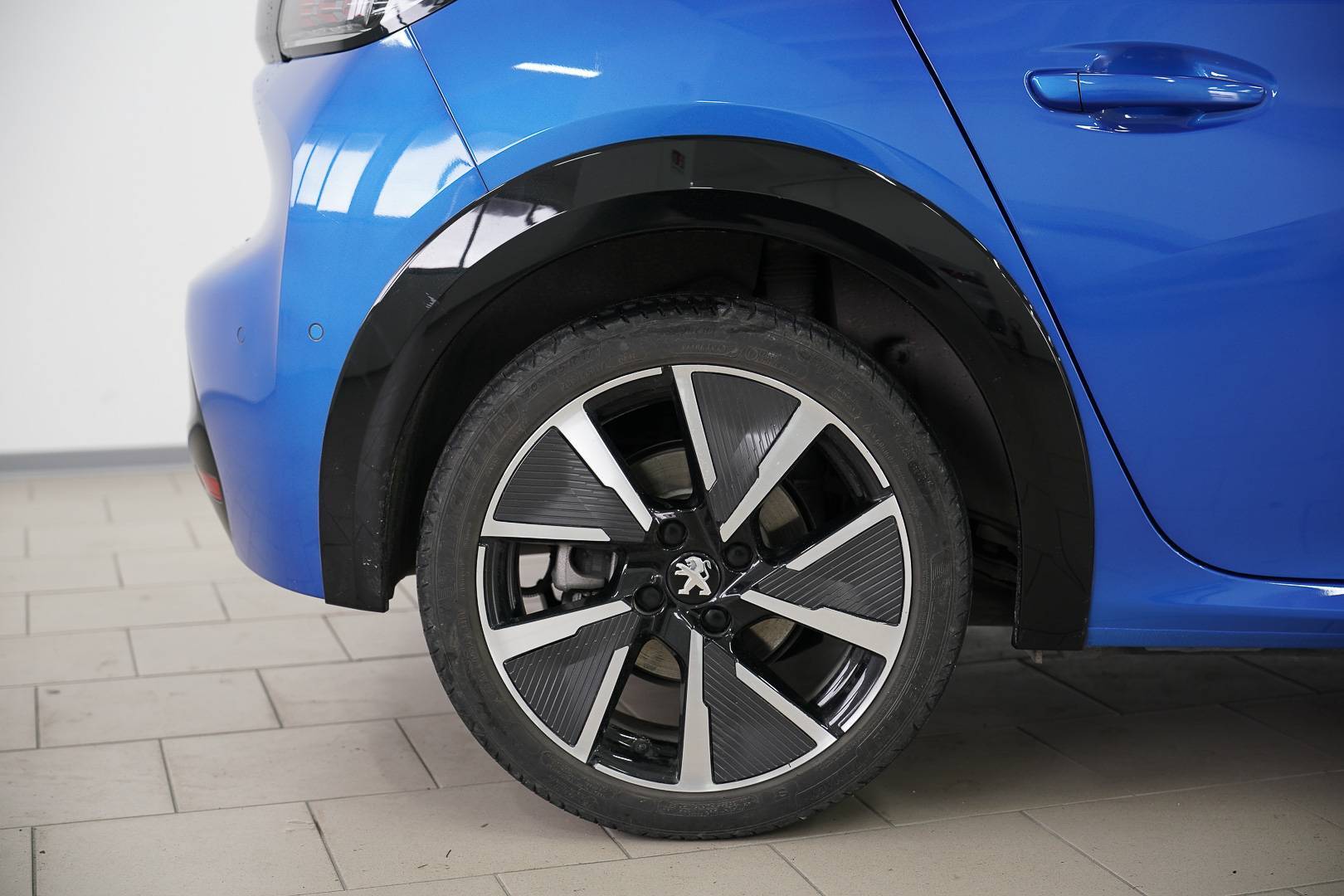 PEUGEOT 208 - Foto 6