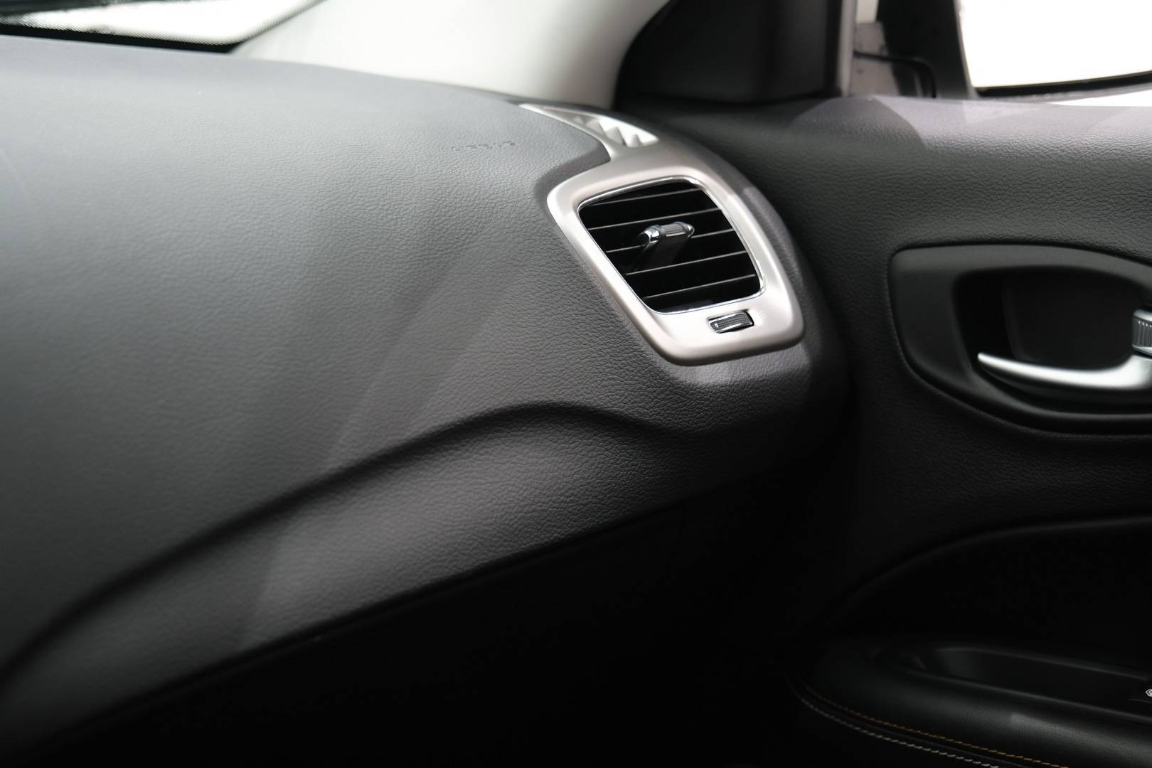 JEEP Compass II 2017 - Foto 18