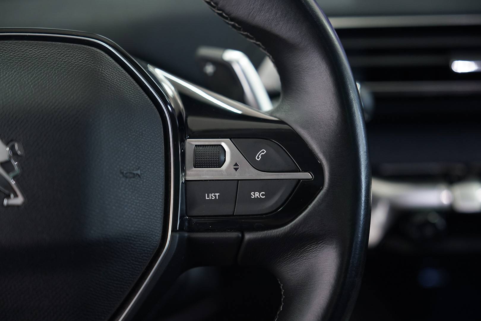 PEUGEOT 3008 - Foto 12