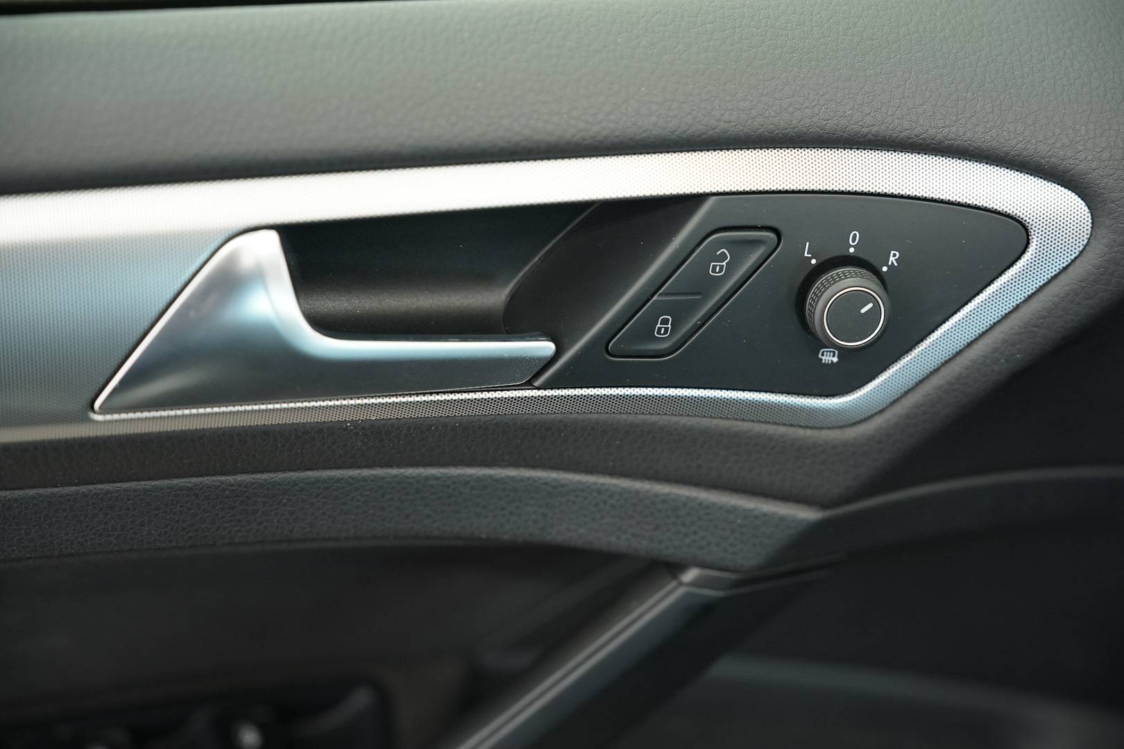 VOLKSWAGEN Golf - Foto 12