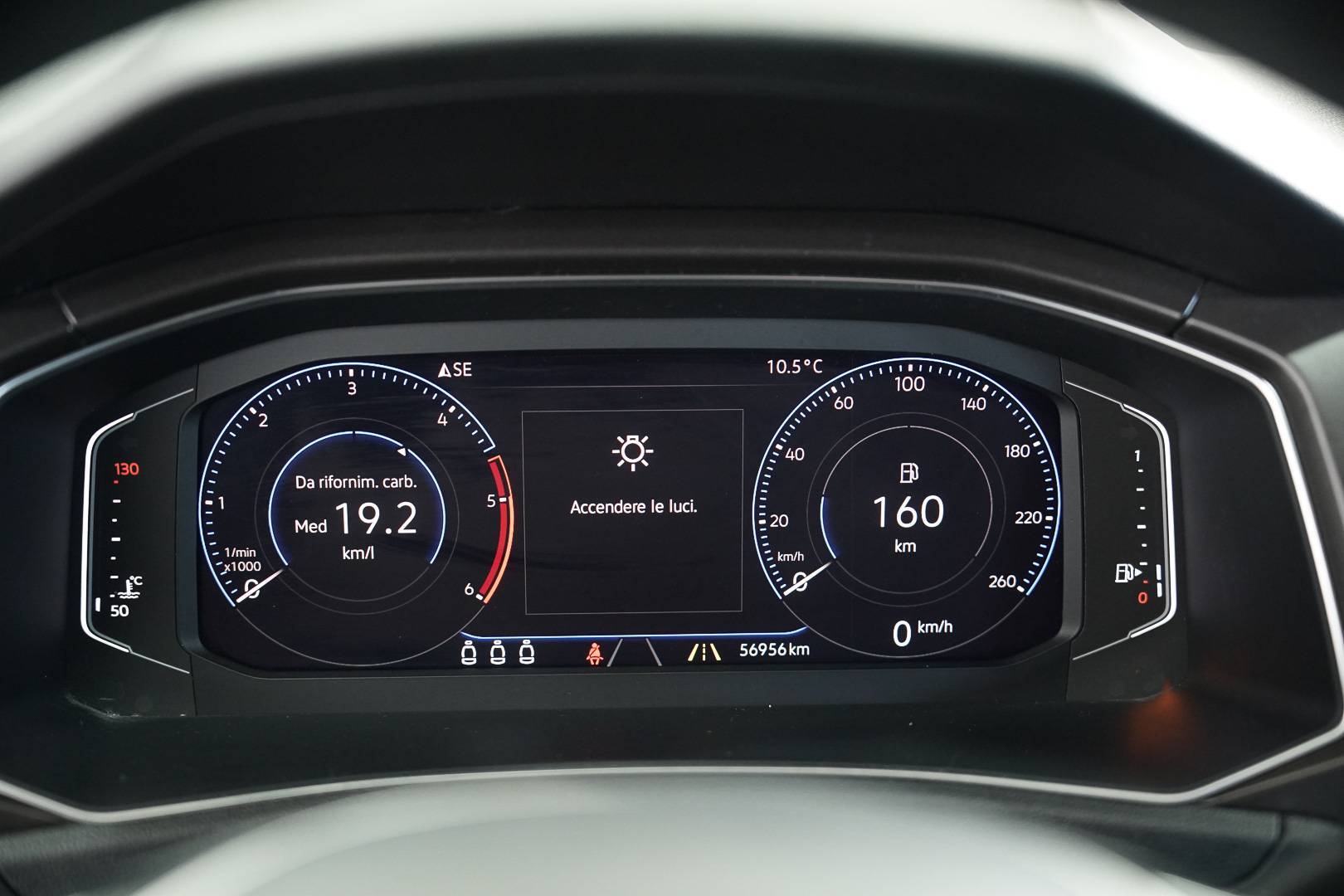 VOLKSWAGEN T-Roc - Foto 14
