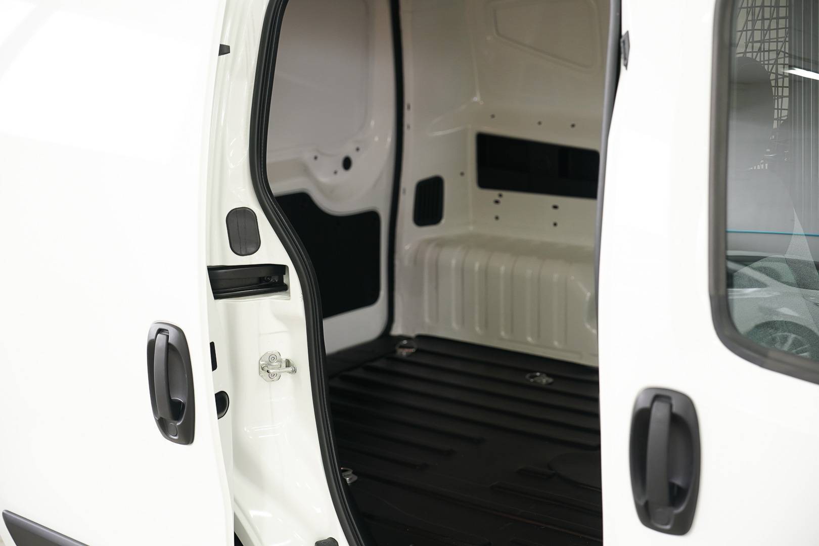 FIAT Fiorino - Foto 7