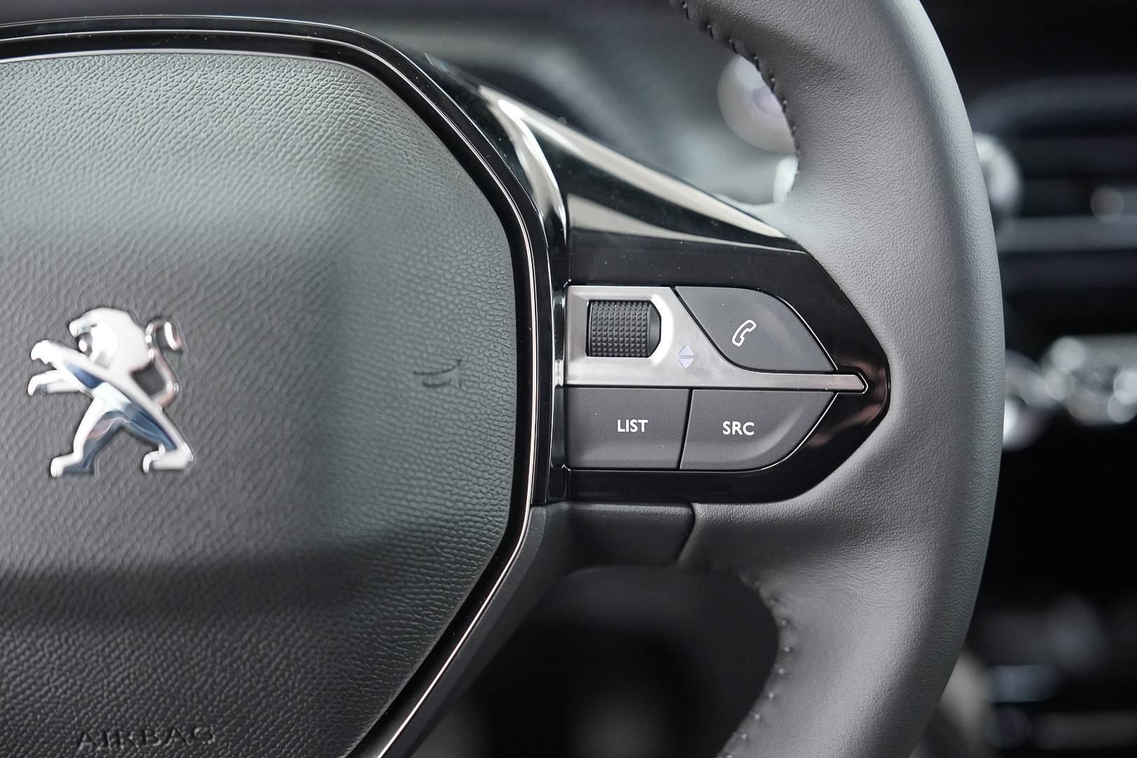 PEUGEOT 208 - Foto 13