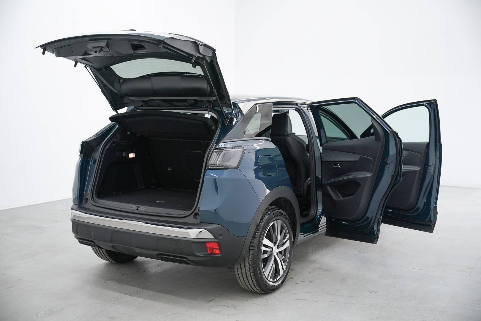 PEUGEOT 3008 II 2021 - Foto 20