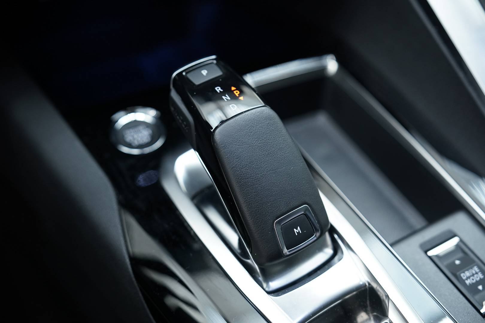 PEUGEOT 3008 II 2021 - Foto 40