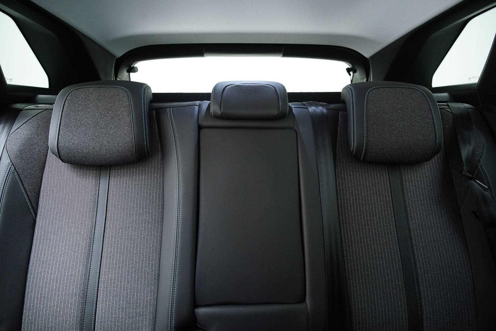PEUGEOT 3008 II 2021 - Foto 49