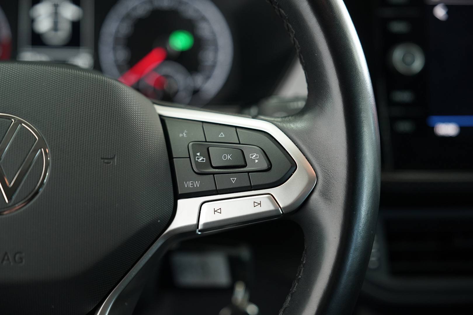 VOLKSWAGEN T-Cross - Foto 12
