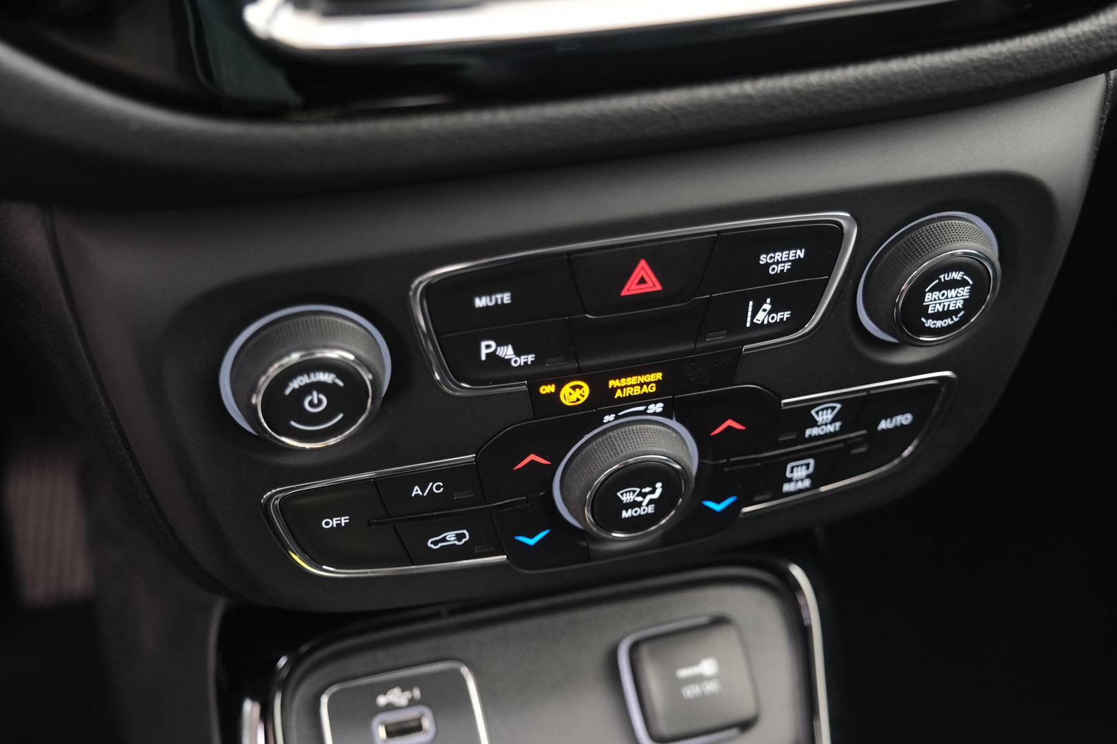 JEEP Compass - Foto 15