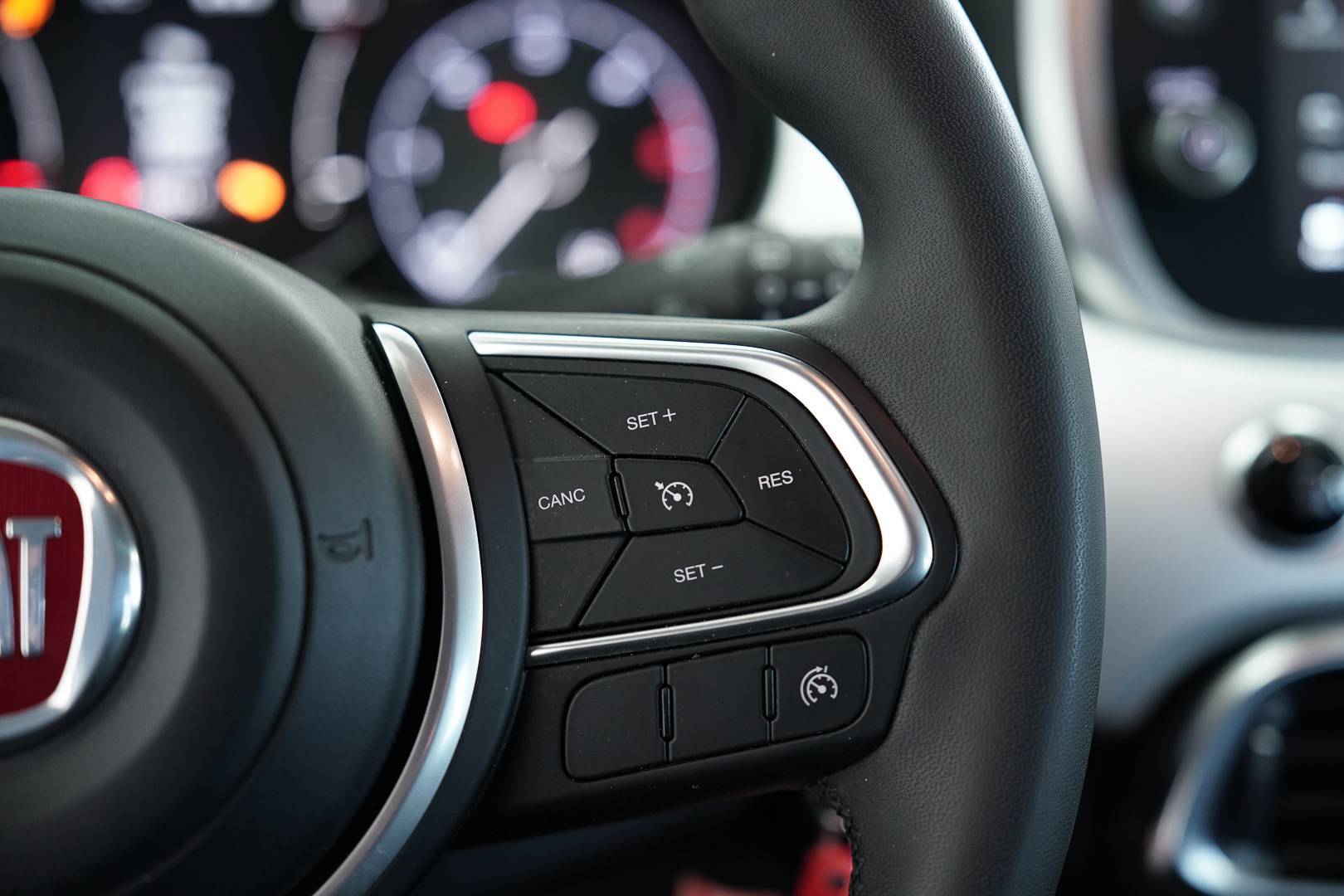 FIAT 500 X 2018 - Foto 13