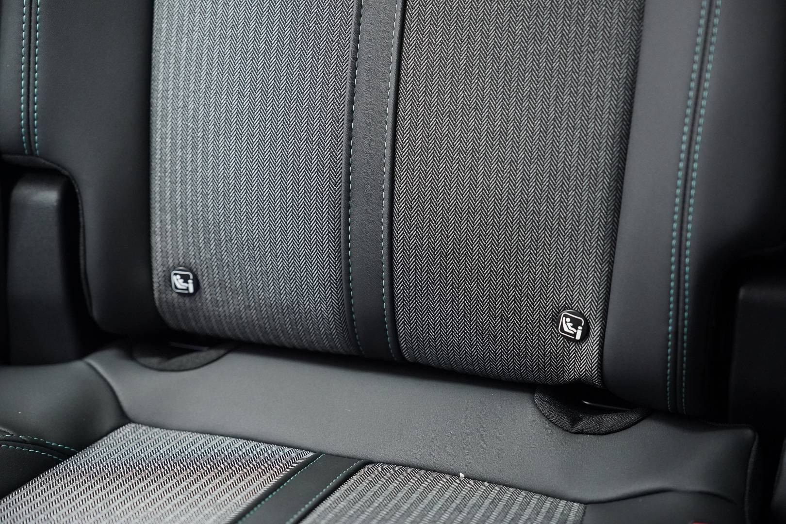 PEUGEOT 3008 - Foto 24