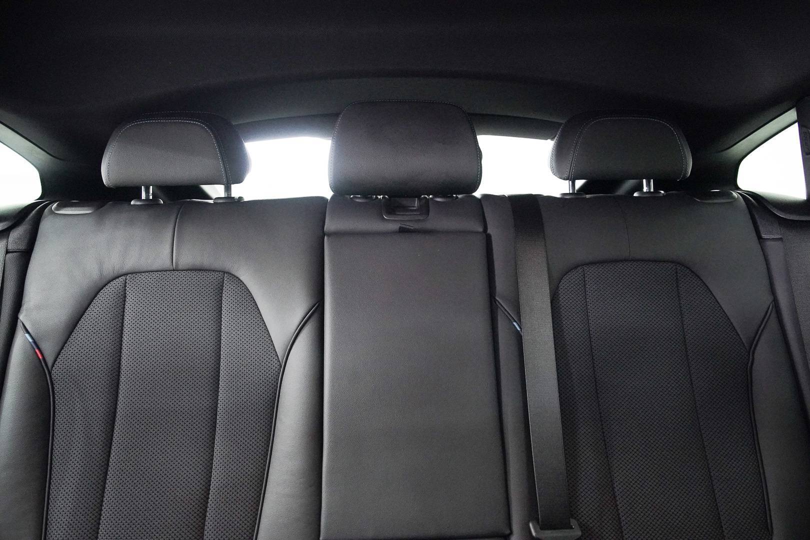 BMW X4 - Foto 24