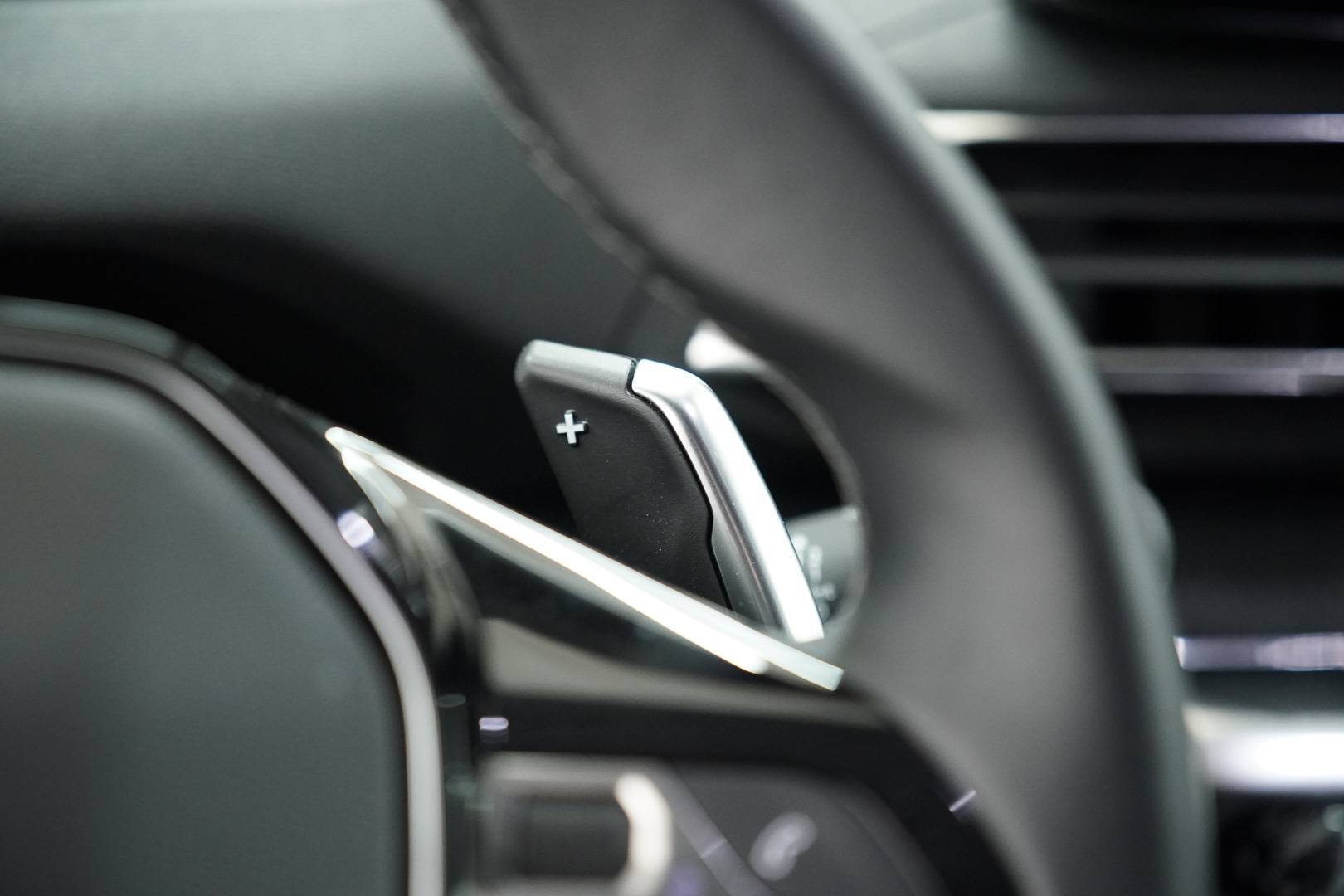 PEUGEOT 5008 - Foto 14