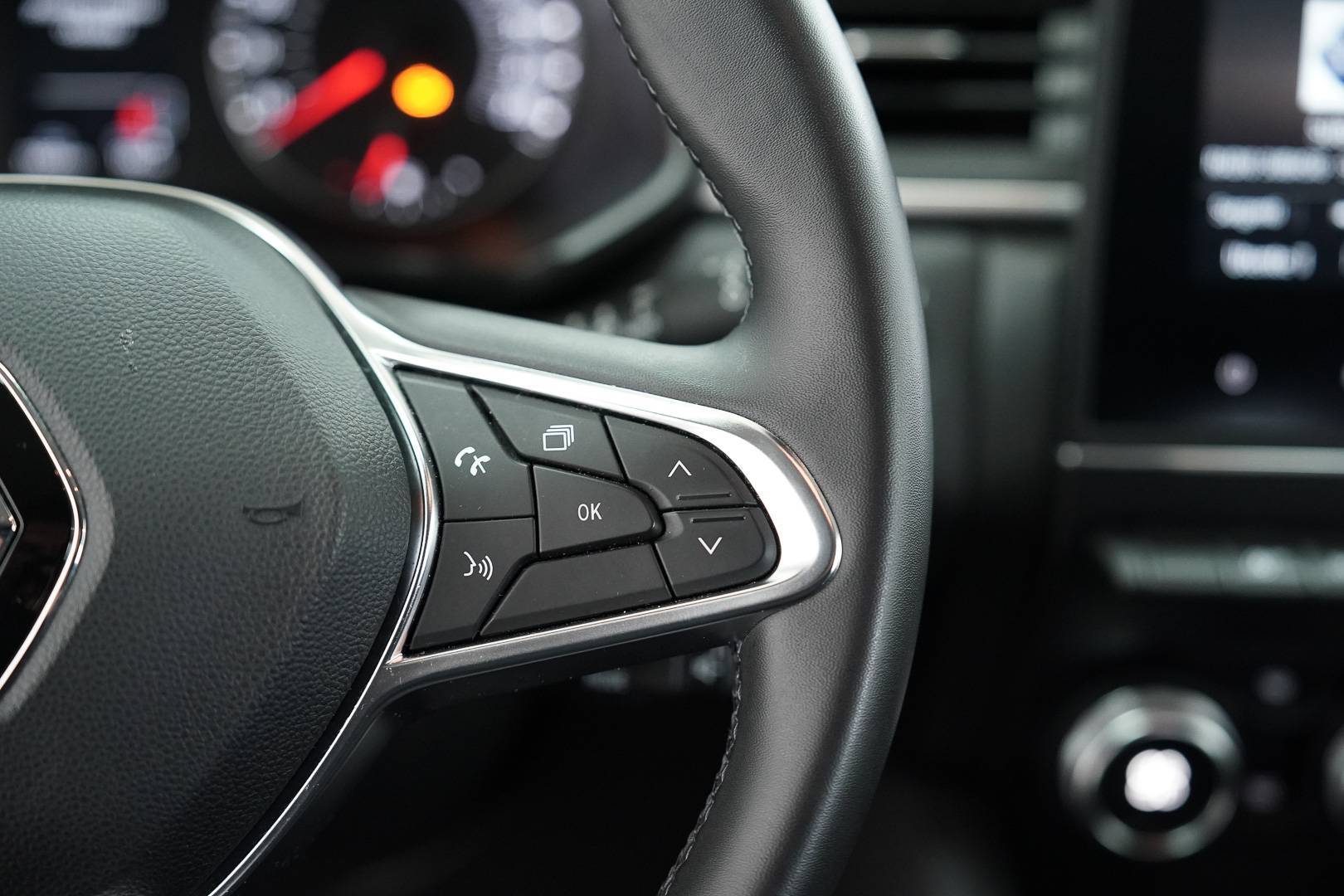 RENAULT Captur - Foto 13