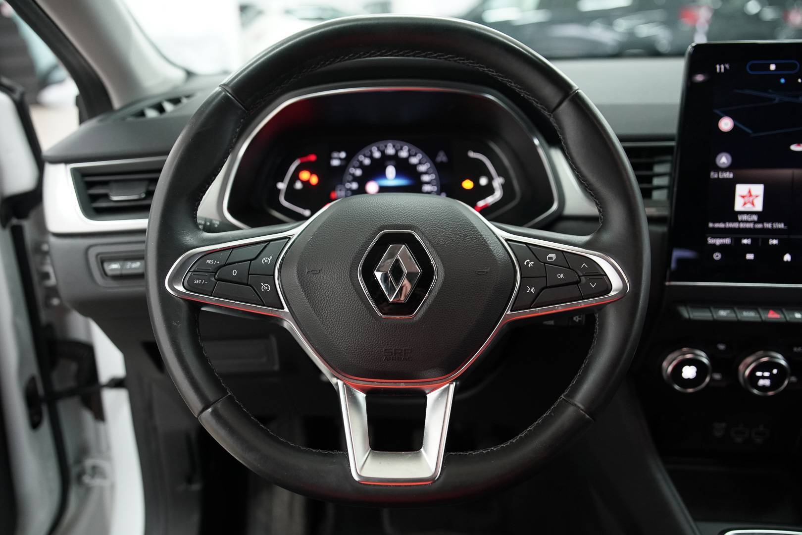 RENAULT Captur - Foto 11
